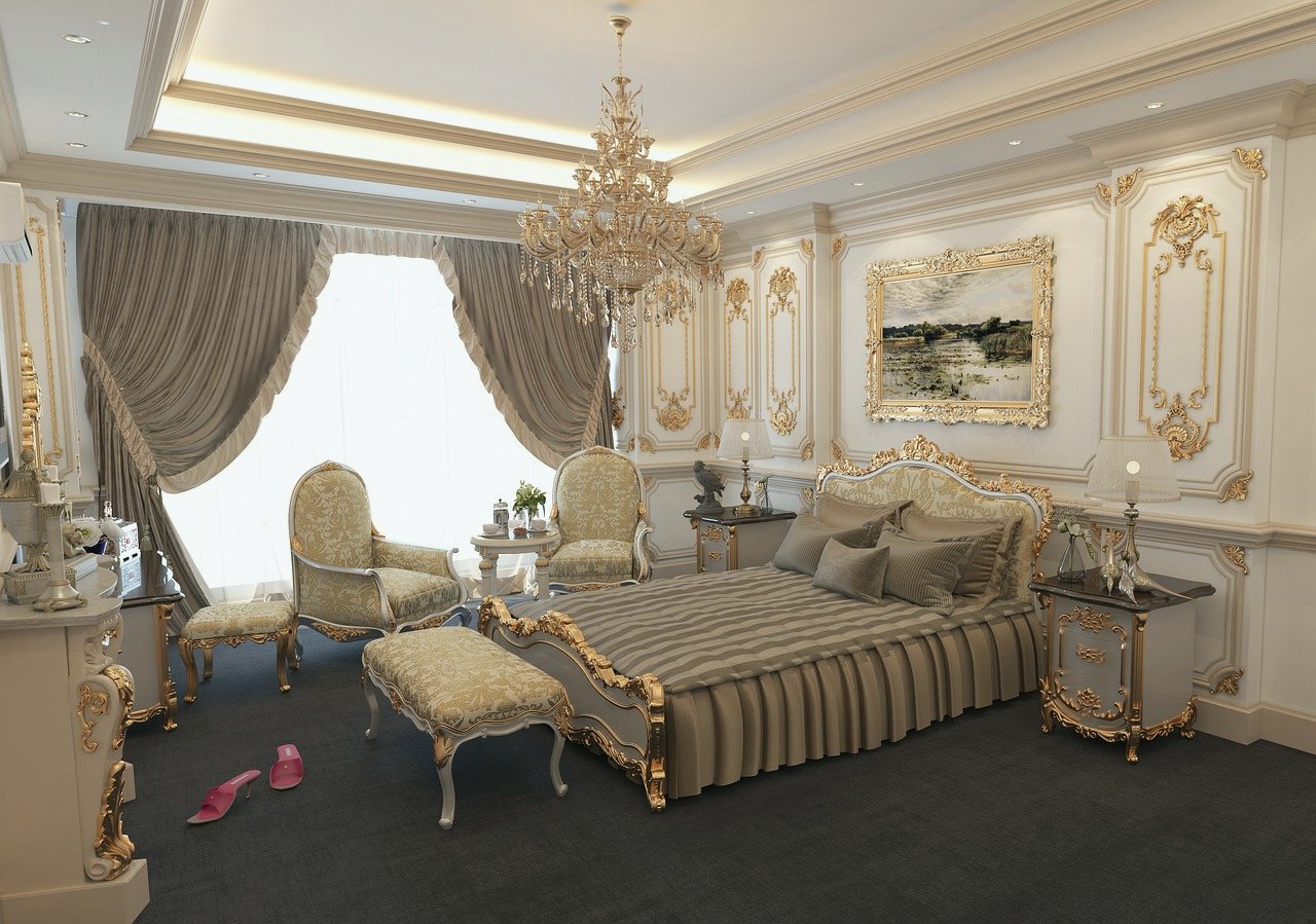 Furniture Sale UAE from PixaBay, user Hansuan_Fabregas 